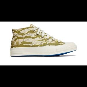 UNDEFEATED X CHUCK 70 MID 'TIGER CAMO - DESERT'